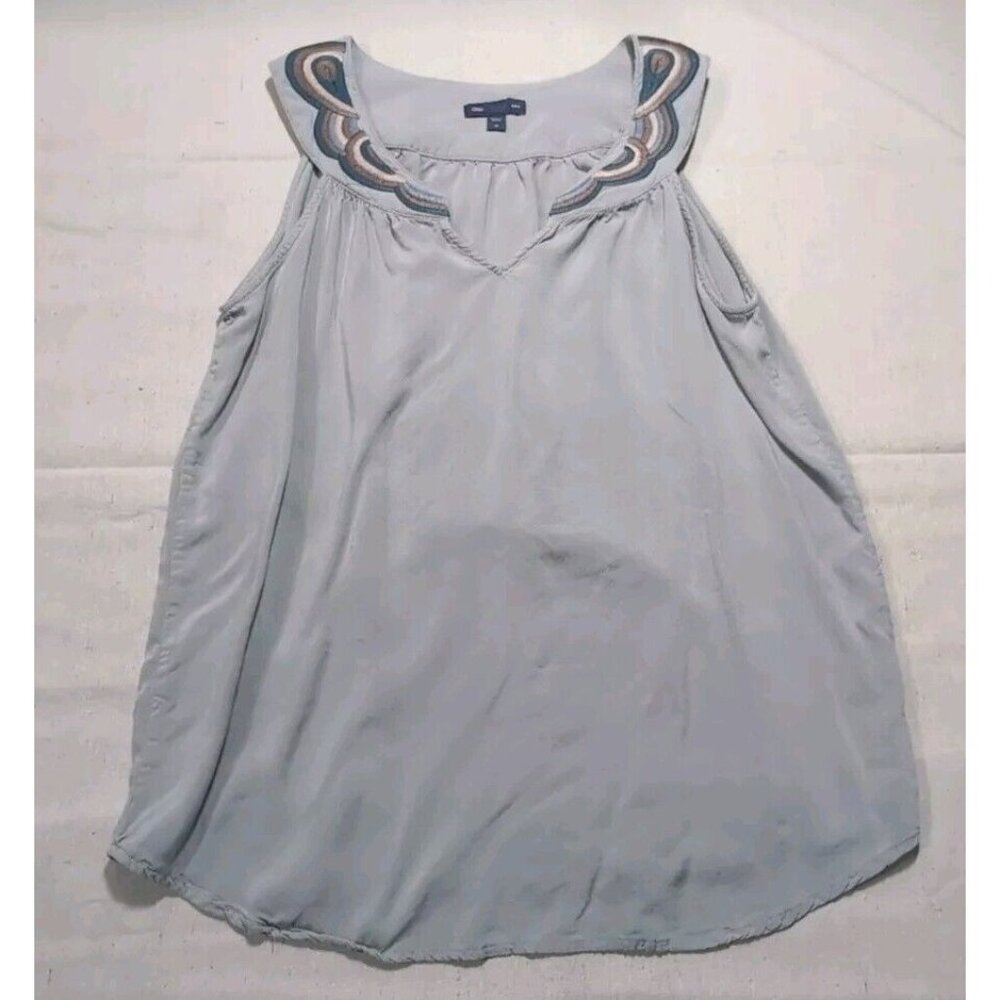 GAP Women's Gray Colorful Embroidery V-Neck Tank Size Medium